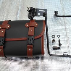 DAX125 サイドバックキャリア　デイナイト製（ヘルメットホルダー付き）の画像