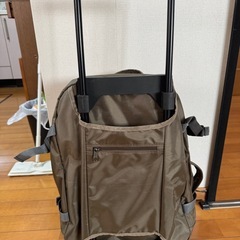 キャリー付きかばんカバンの画像