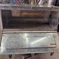 トラック 工具箱 ステー付きの画像