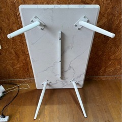 J2801 センターテーブル　ローテーブル　座卓　大理石風　　使用感、傷ありの画像