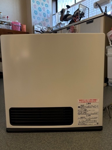 ガスファンヒーター