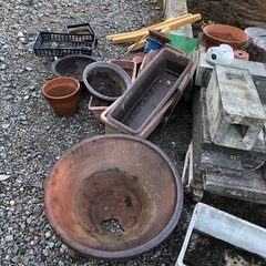 植木鉢等の画像