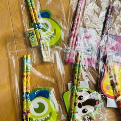 えんぴつ　消しゴム　メモ帳セットの画像