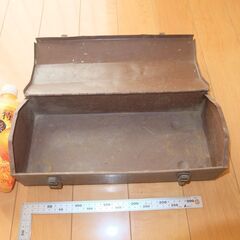 鉄製 工具箱 道具入れ ロック機能 収納ケース 大工 職人 古道具 シャビー 昭和 アイアンの画像