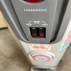 DeLonghi デロンギ オイルヒーター H770812EFSの画像