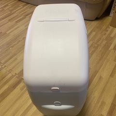 オムツ入れ ゴミ箱の画像