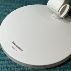 パナソニック　LEDデスクライトの画像