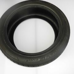 中古タイヤ　245-45-19の画像