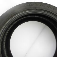 中古タイヤ　245-45-19の画像