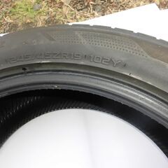 中古タイヤ　245-45-19の画像