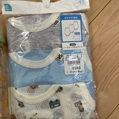 combi哺乳瓶  夏用肌着の画像