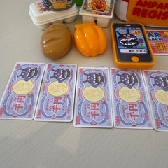 おさつスイスイ！セルフでピピッ♪ アンパンマンレジスターの画像