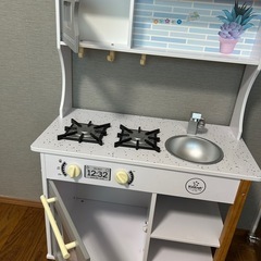 おもちゃのキッチンの画像