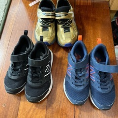 洗ってません！男の子シューズ18.5〜19cm19cmの画像