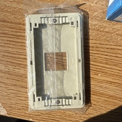 Panasonic WN 6001W010 モダンプレート 10枚入おまけ1枚の画像