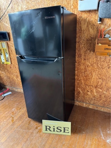 J2805 ハイセンス　Hisense 120L 2023年　2ドア冷蔵庫　凹みあり