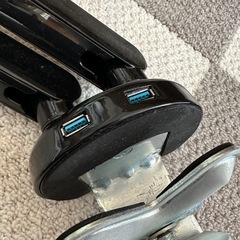 Loctek D8D モニターアーム（USBポート付き）完動品の画像