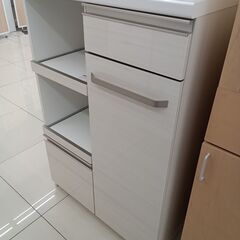 ★リユースのサカイ日立店★HJ8155 泉洋化工株式会社 レンジ台 ライトベージュ H120.5×D45×W80 クリーニング済み の画像