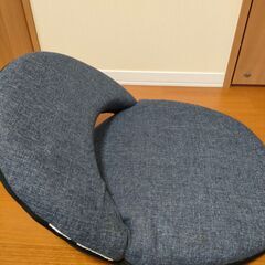 座椅子 コンパクト デニム色の画像