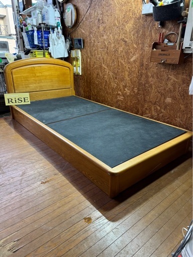 J2910 シングルベッド　フレームのみ　ローベッド