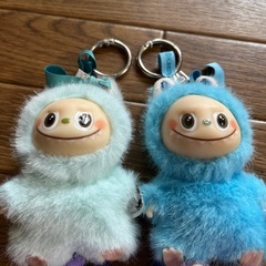 labubu ラブブ　ラフフ　ぬいぐるみキーホルダー　4体セット処分価格の画像