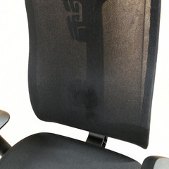 美品 HermanMiller★ハーマンミラー ヴァンタム ゲーミングチェア ブラック パフォーマンスチェア ヘッドレストの画像