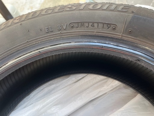 155/65R14スタッドレスタイヤ4本取引中