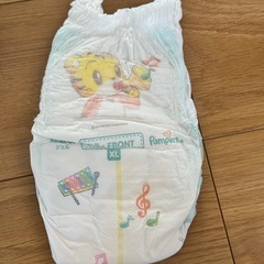差し上げます　パンパースXL  約35枚　おしりナップ2個の画像
