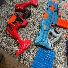 お譲り決まりました！　男の子おもちゃ　ナーフ鉄砲、拳銃　の画像