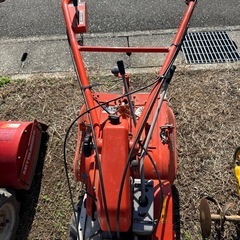 クボタ耕運機実働の画像