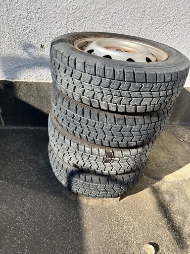 ホイール付きスタッドレス。１５５／６５R１３