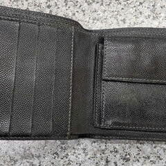 ★値下げ!! カルティエ 黒 二つ折り財布 ♪の画像