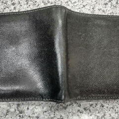 ★値下げ!! カルティエ 黒 二つ折り財布 ♪の画像