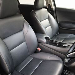 ヴェゼル　ハイブリッド　高級感抜群！！の画像