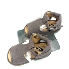 ZOOM/PEEP　定価5,940円 　子供用サンダル12.5cmの画像