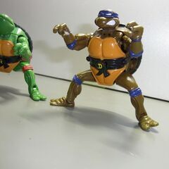 038ミュータント・タートルズ 可動フィギュア 2体セット　送料込みの画像