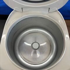ZOJIRUSHI 象印 マイコン炊飯ジャー NS-TC10 2014年5.5合の画像