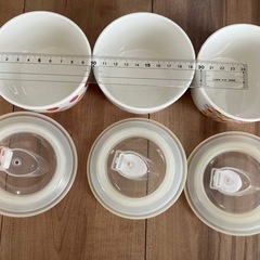 密閉容器3つセットの画像