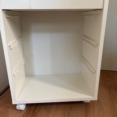 本棚、おもちゃ収納棚の画像