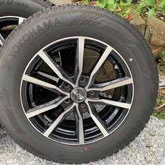 スタッドレスタイヤ　16インチ タイヤ・ホイールセット　スタッドレス　ナット付属の画像