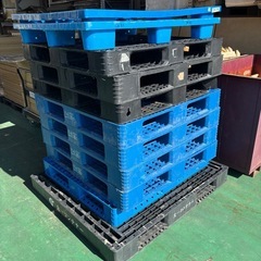 プラスチック　パレット　荷物用の画像