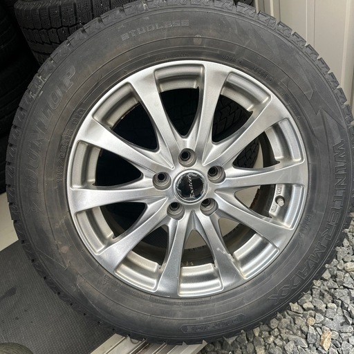 【決まりました】アルミホイール付　スタッドレスタイヤ　195/65R15 プリウス等 