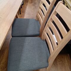 ★リユースのサカイ水戸店★  4人掛けダイニングセット 木目 H70×D80×W140 クリーニング済み MT6029の画像