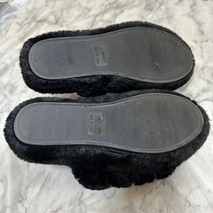 モコモコサンダルの画像