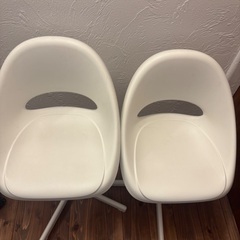 IKEA イケア　キッズ　チェア　椅子　2脚　セットの画像