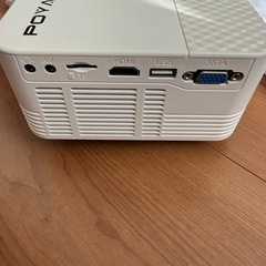 プロジェクター⭐︎スクリーン　セットの画像