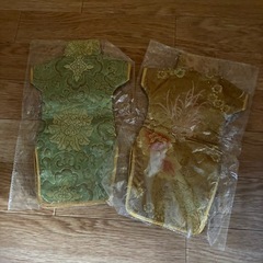 ワインボトルに着せるチャイナドレスの画像