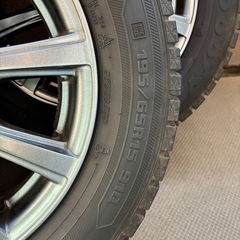 15インチスタッドレスタイヤ&アルミホイール4本セットの画像