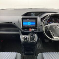 大人気ミニバン　ヴォクシー！　ハイブリッド！の画像