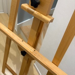 【受け渡し予定者決定】木製　イーゼルの画像